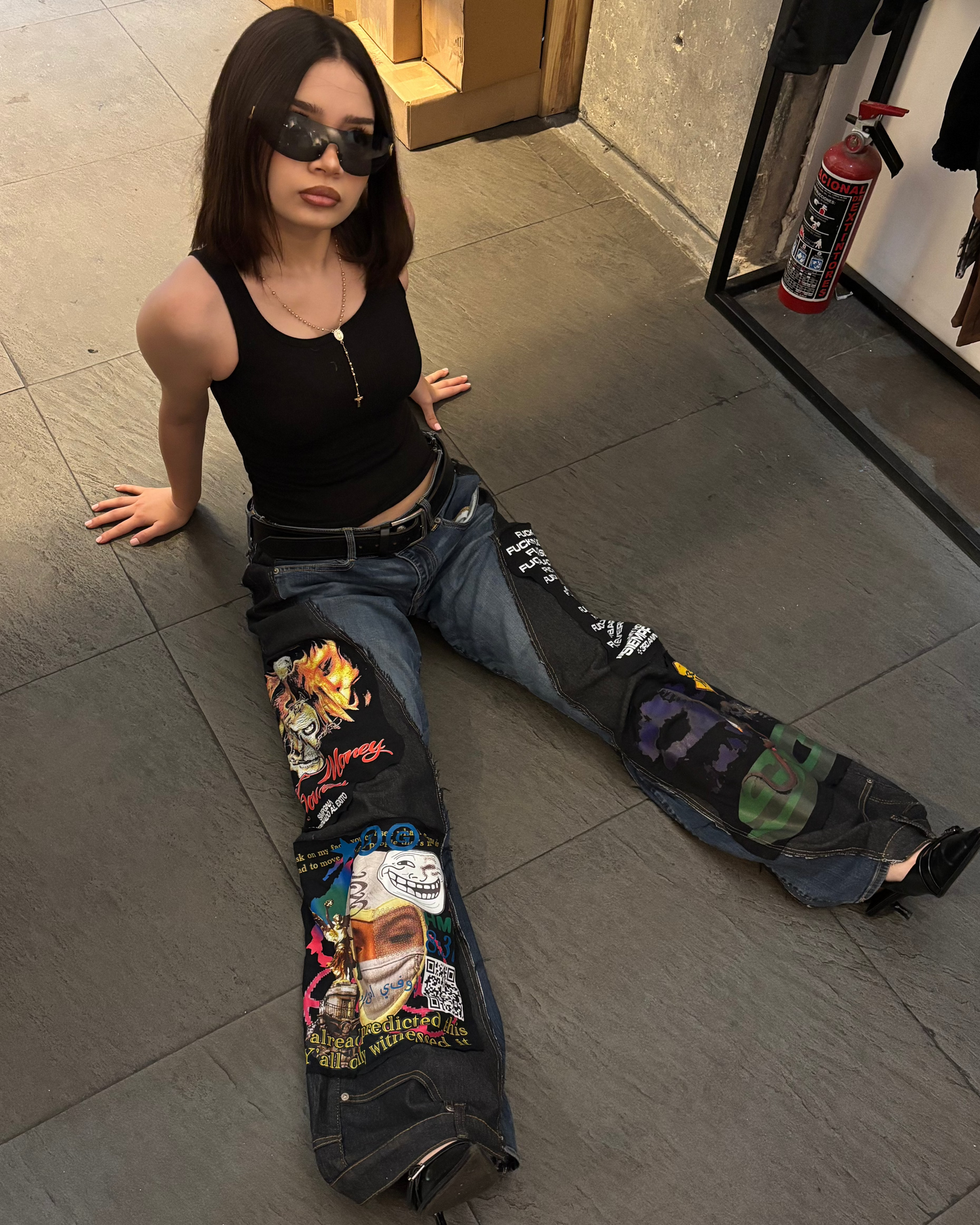 lookbook image shop_this_look_AVdw3f